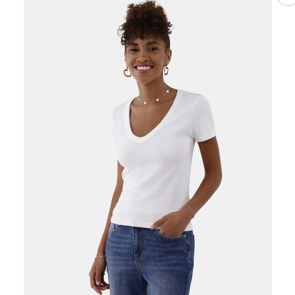 FREE No Boundaries Seamless V-Neck Tee w/ Short Sleeves, 
FREE w/ bundle of $15+
